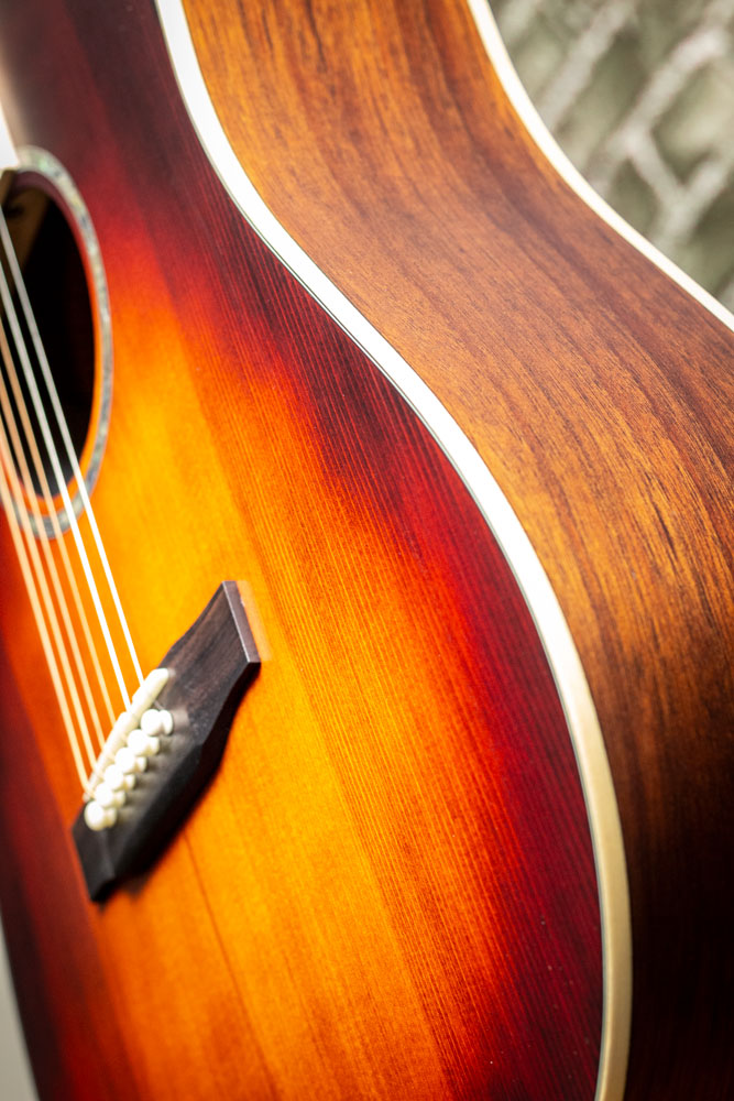 Z380 - Spruce & Mahogany Acoustic - Elite Series - Limited Edition